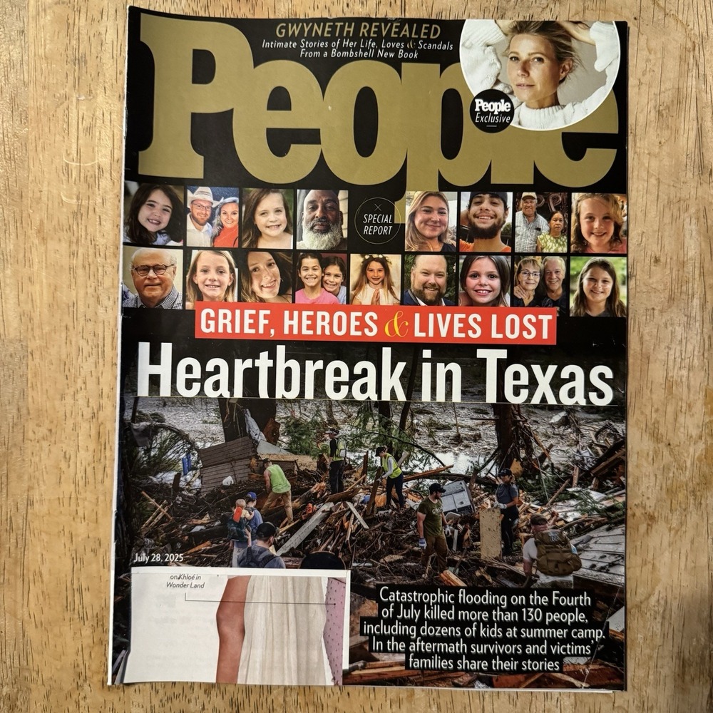 People Mag 7/28/25 Heartbreak‎ In Texas Gwyneth Paltrow John GoodmanExclusive